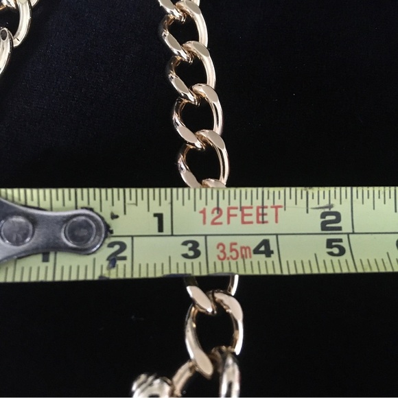 Giovanni Torlonia Vintage Green Coin Gold Tone Necklace - Picture 8 of 10